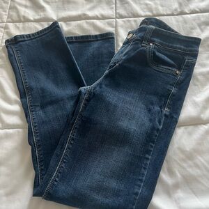 WHITE HOUSE BLACK MARKET great condition jeans